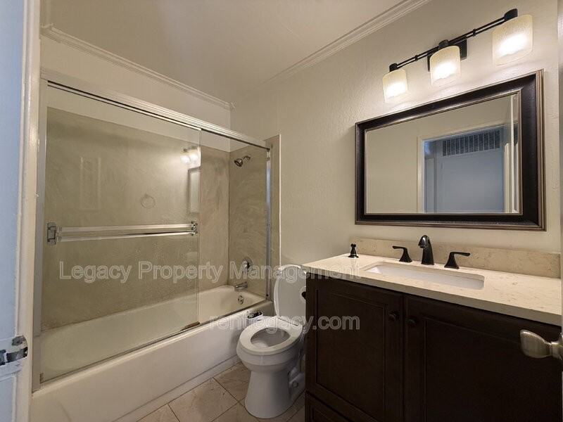 5460 Concord Blvd #B4 - Photo 7 of 15