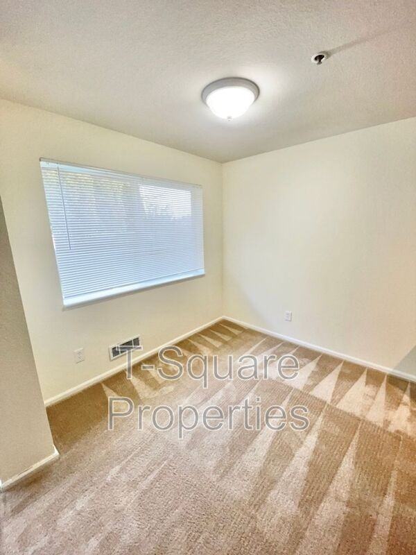 9719 Holly Dr #107 - Photo 2 of 8