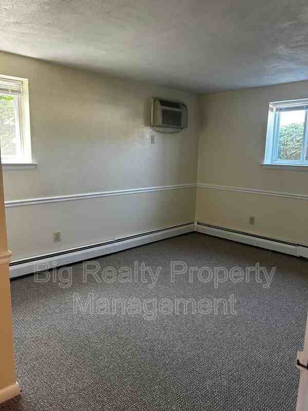 120 N Penn St #C3 - Photo 2 of 8