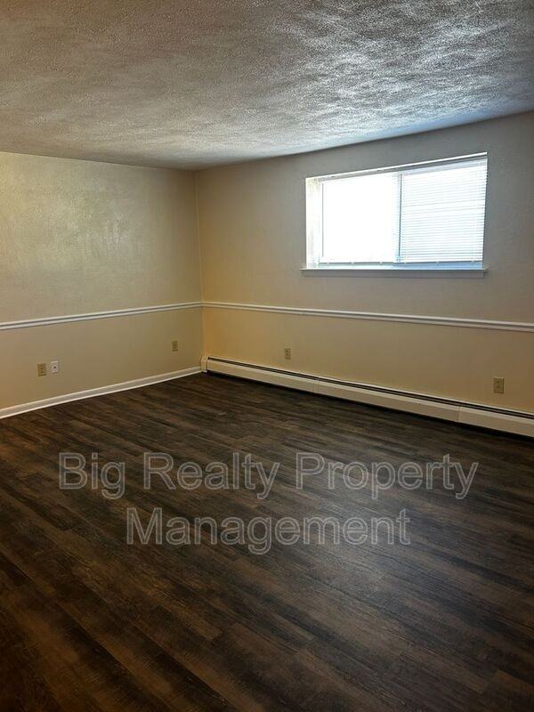 120 N Penn St #C3 - Photo 4 of 8