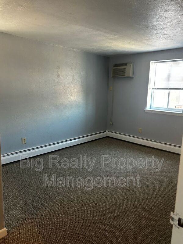 120 N Penn St #A5 - Photo 6 of 8