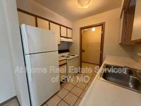 739 E Bain St - Photo 1 of 1
