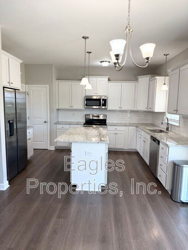 117 Kenbridge Ln - Photo 5 of 21