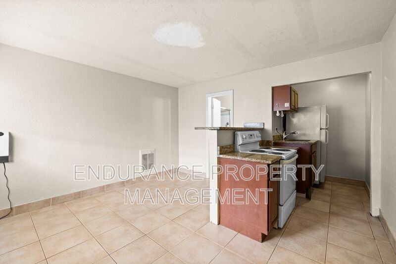 145 W 28th St - Photo 6 of 18
