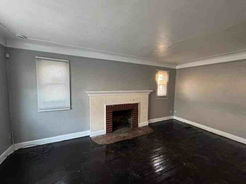 15375 Prevost St - Photo 3 of 20