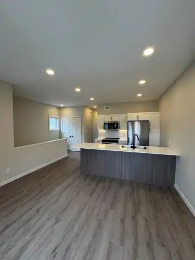 787 Weatherdon Ave #A - Photo 7 of 20
