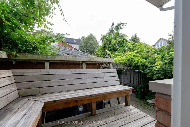 179 Hanson St - Photo 5 of 14