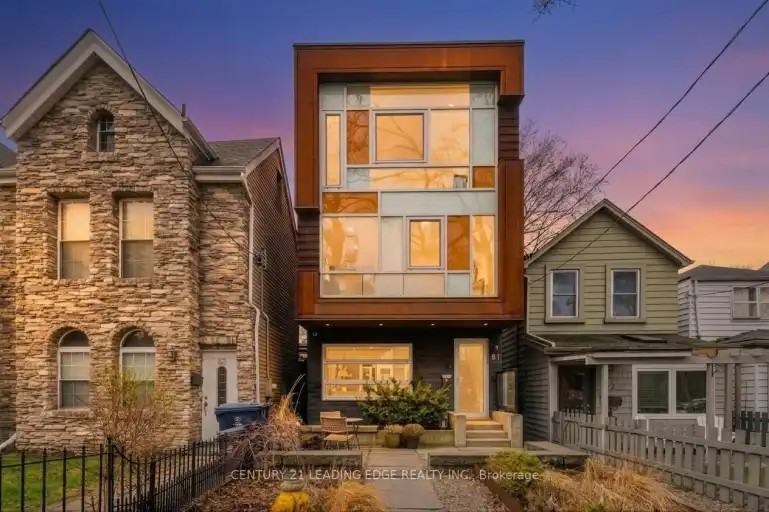 81 Dagmar Ave - Photo 3 of 24