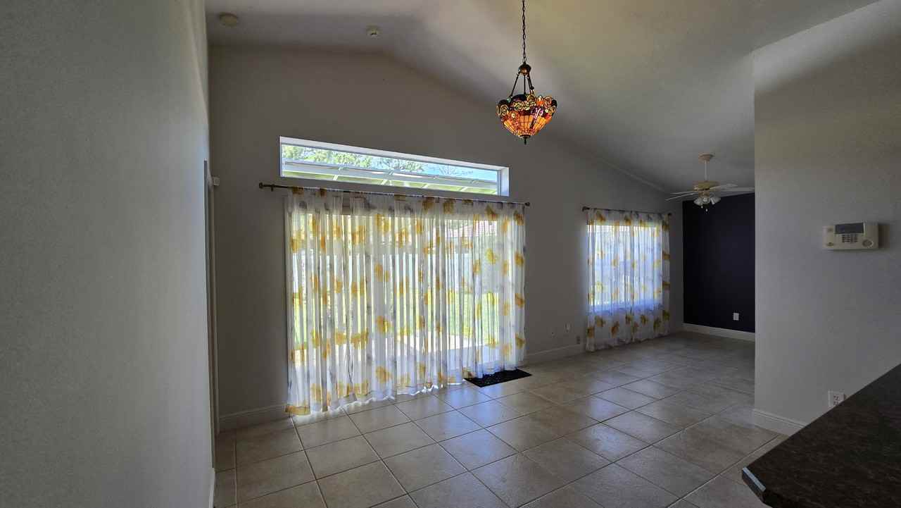 113 Whippoorwill Dr #NA - Photo 4 of 11