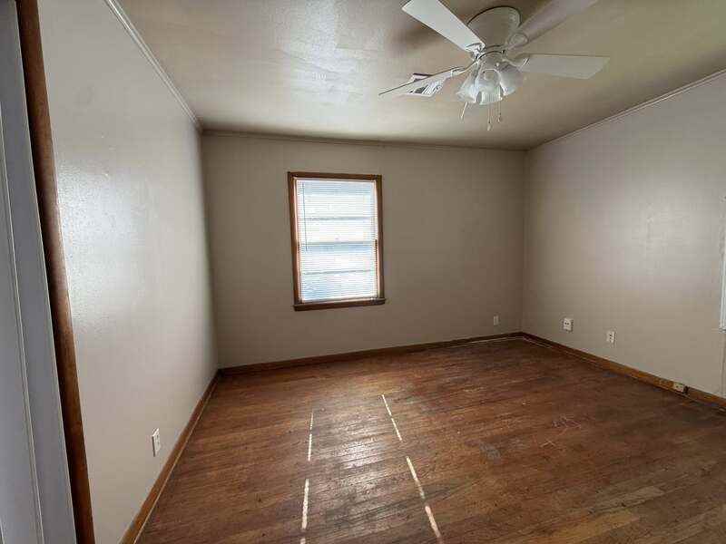 320 N Atlanta St - Photo 7 of 10