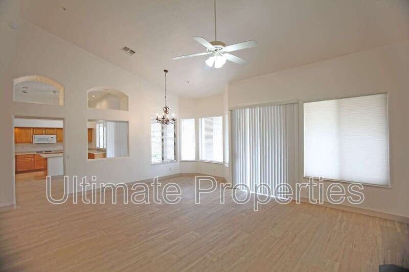 13872 E Kalil Dr - Photo 4 of 21