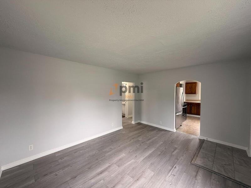 1416 E 5th St - Photo 6 of 15