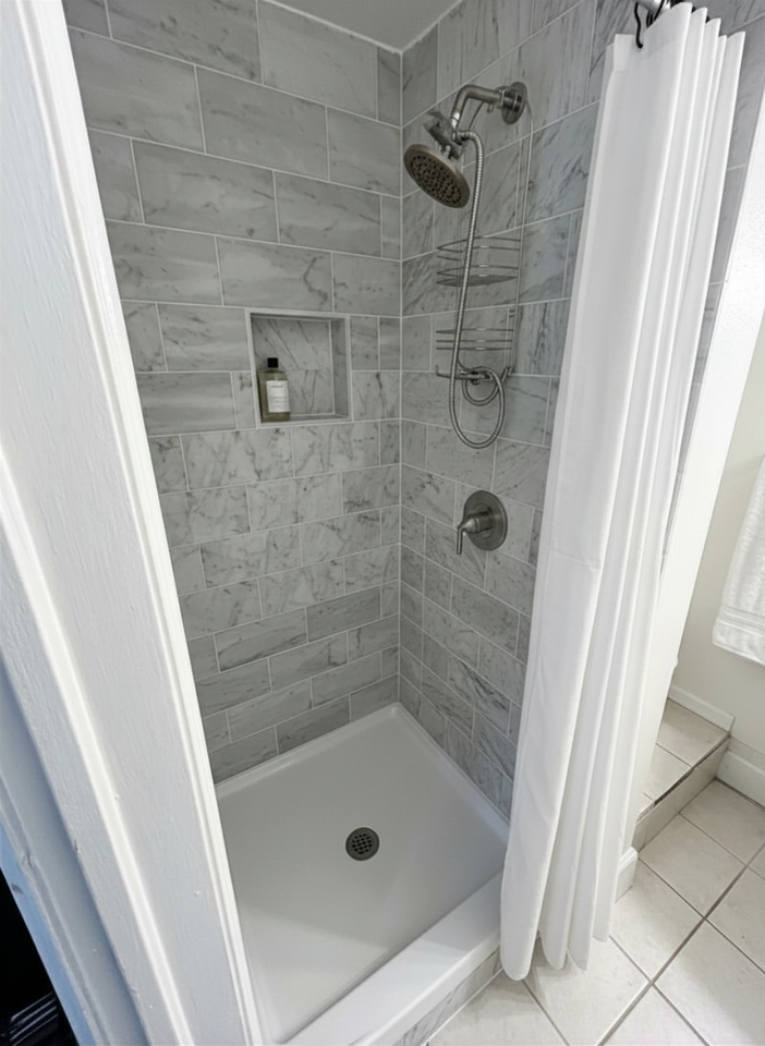 119 N Hamilton St #5 - Photo 2 of 35