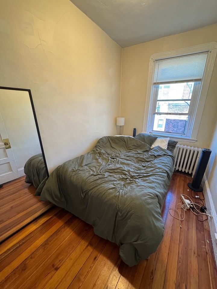 34 Anderson St #8 - Photo 6 of 11