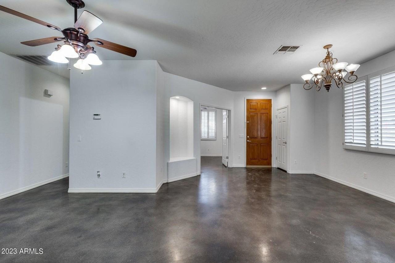 14588 W Indianola Ave - Photo 3 of 32