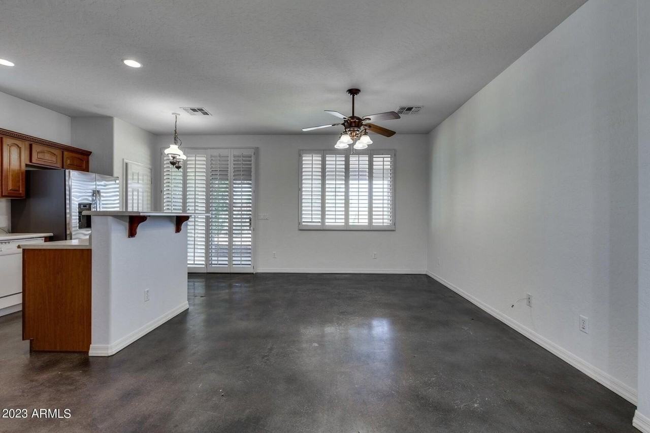 14588 W Indianola Ave - Photo 7 of 32