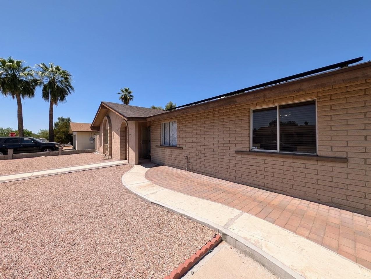 3848 W North Ln - Photo 5 of 50