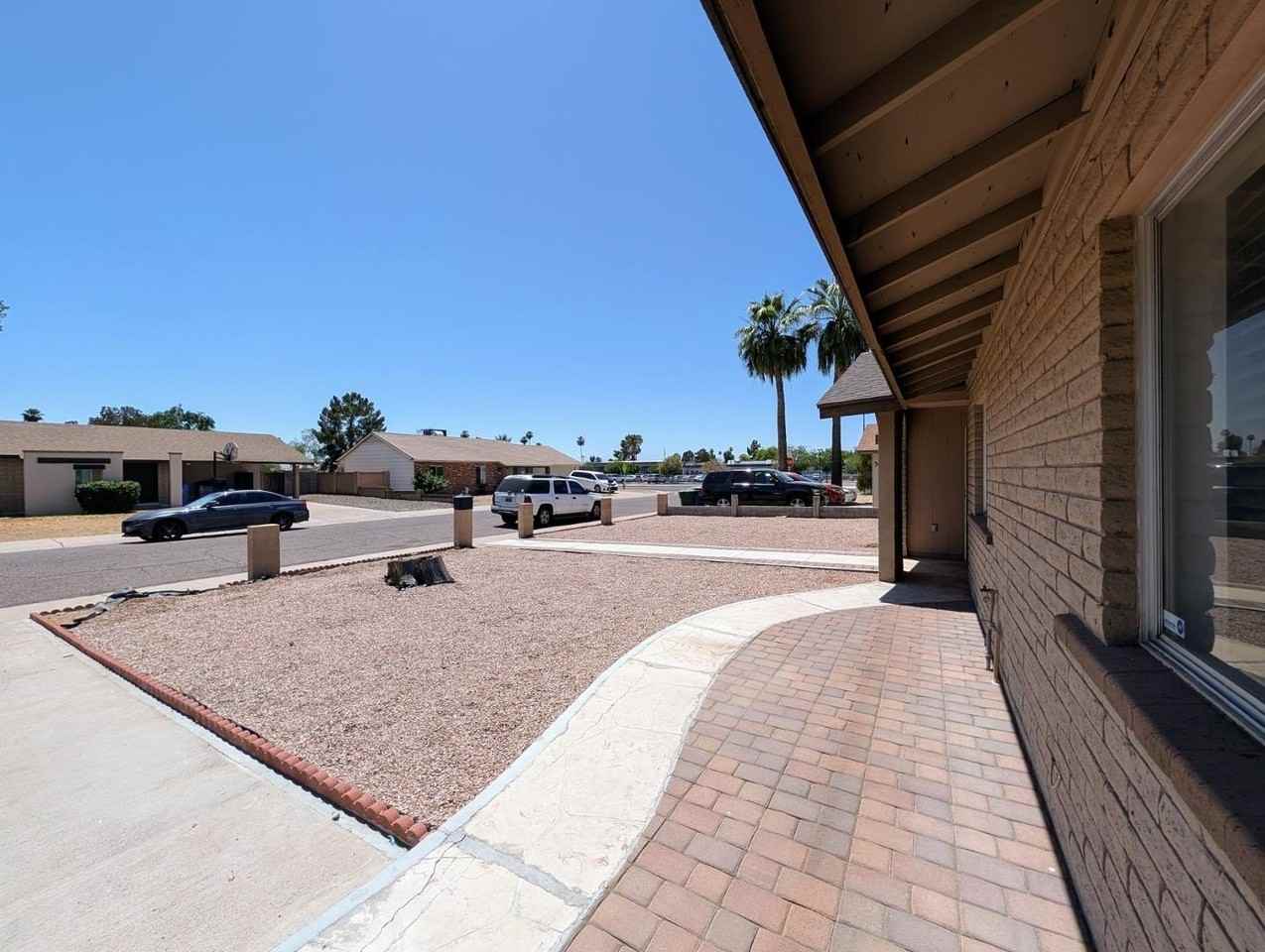 3848 W North Ln - Photo 6 of 50