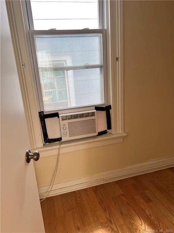 259 Humphrey St #2 - Photo 7 of 13