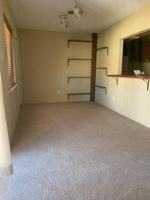 featured image of 915 Country Club Dr Se #E