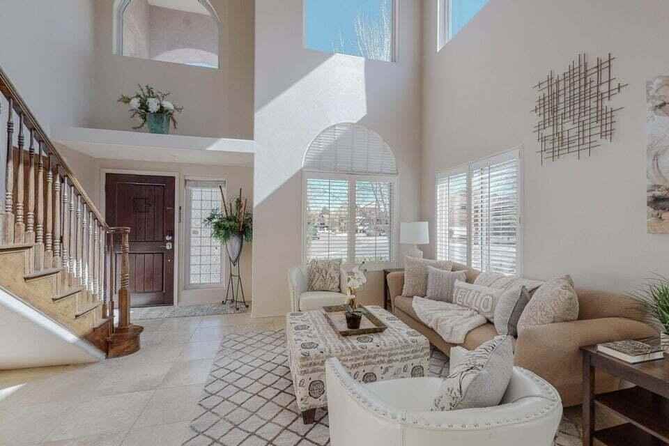 8804 Vallejo Pl Ne - Photo 4 of 14