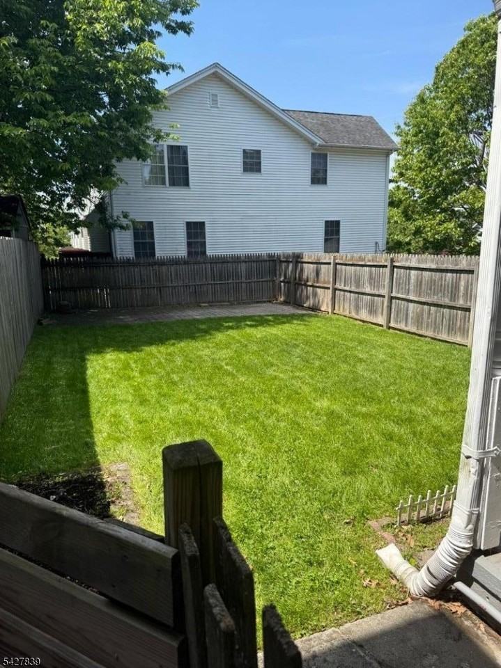 14 Raymond St - Photo 6 of 28
