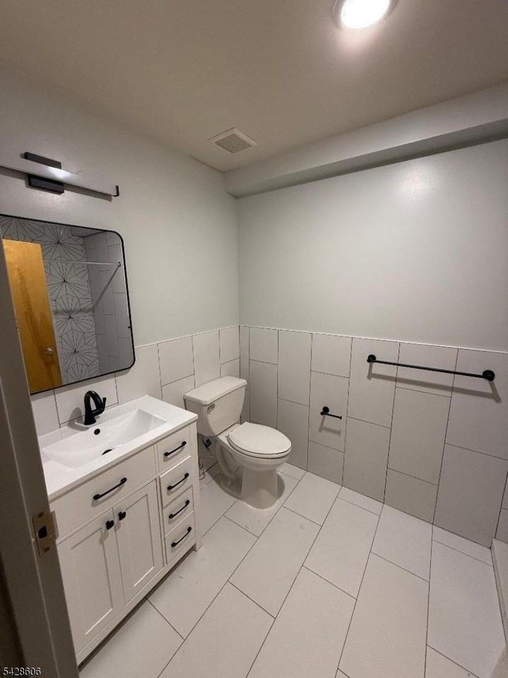 519 Chestnut St - Photo 6 of 9