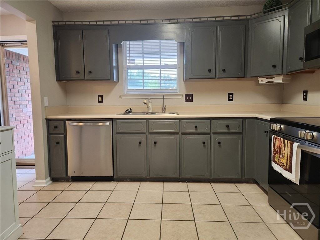 1010 Barley Dr - Photo 5 of 20