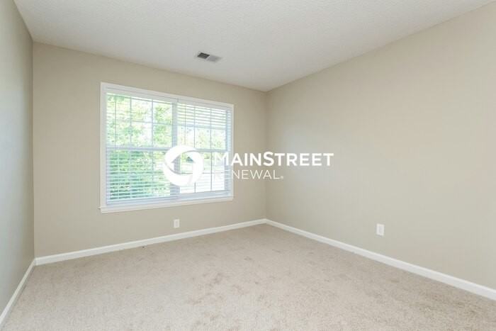 4400 Feather Way - Photo 5 of 15