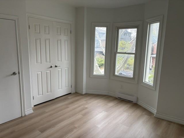 98 Eaton Avenue - Photo 6 of 12