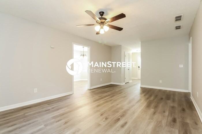 65 White Oak Dr - Photo 4 of 17