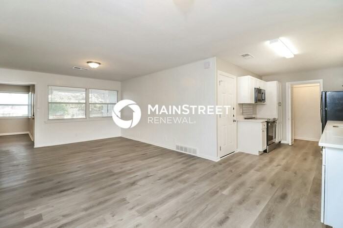3961 W Spurgeon St - Photo 7 of 16