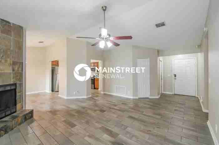 10838 Naples Ct S - Photo 2 of 16