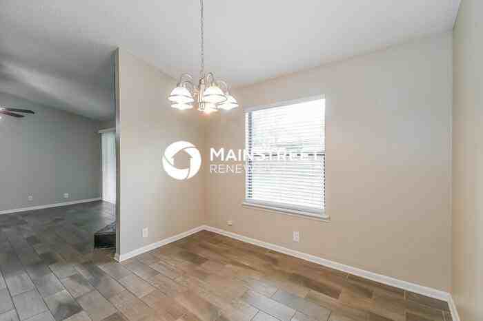 10838 Naples Ct S - Photo 6 of 16