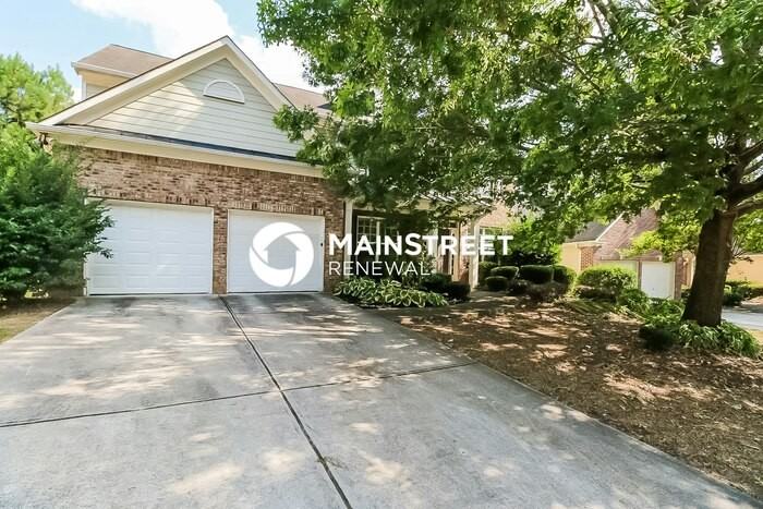 4632 Creekside Cv - Photo 2 of 17