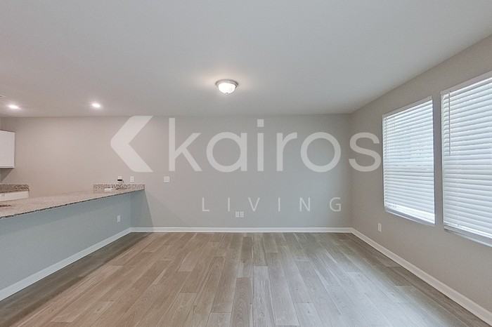2502 Kenton Ct Se - Photo 6 of 22