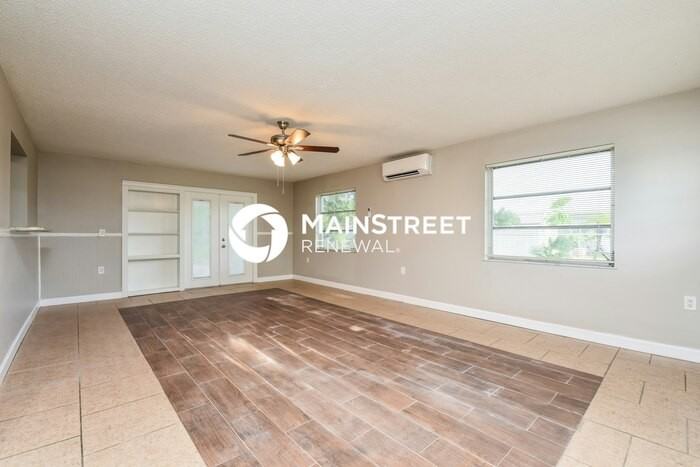 6035 Slade Rd - Photo 4 of 16