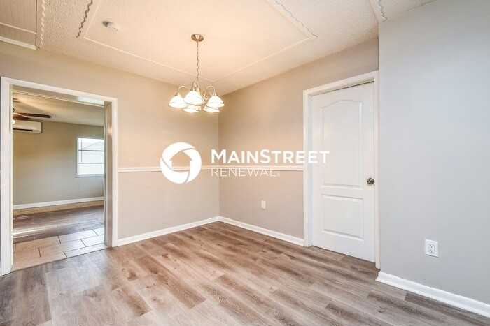 6035 Slade Rd - Photo 6 of 16