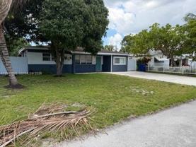 2802 Sw 67th Ln - Photo 1 of 1