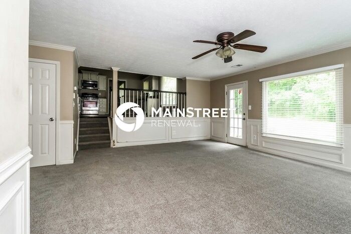 5994 Pattillo Ln - Photo 7 of 10