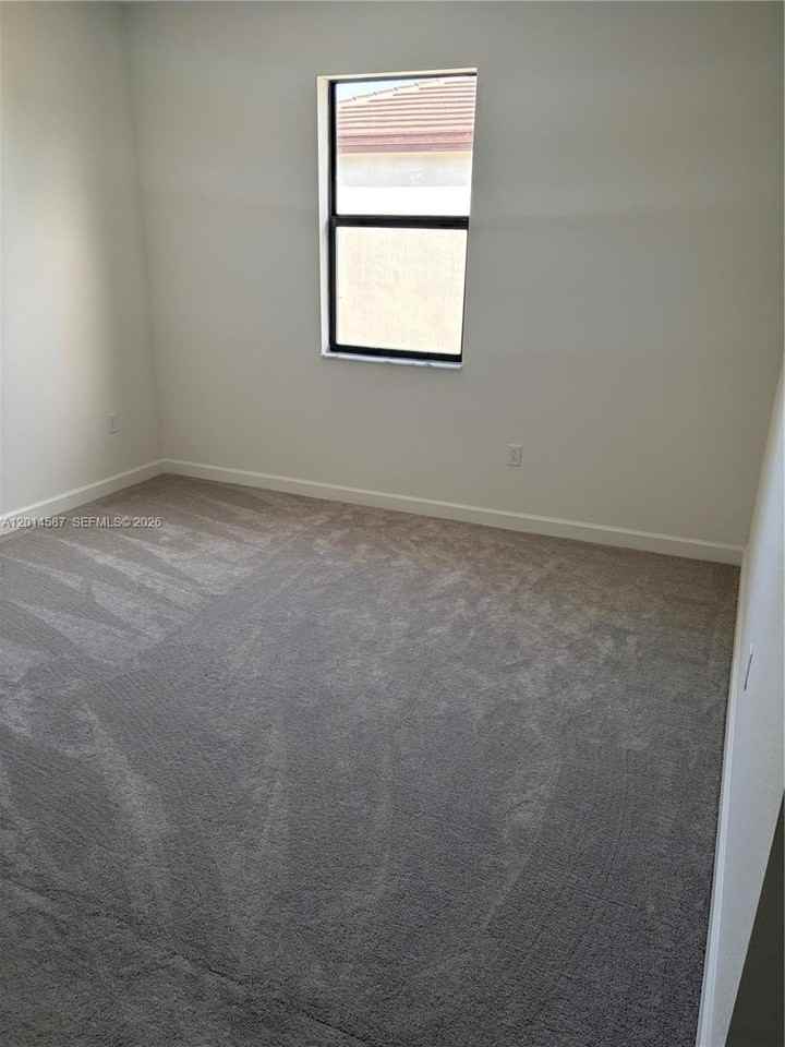 23086 Sw 130th Ave #23086 - Photo 4 of 4