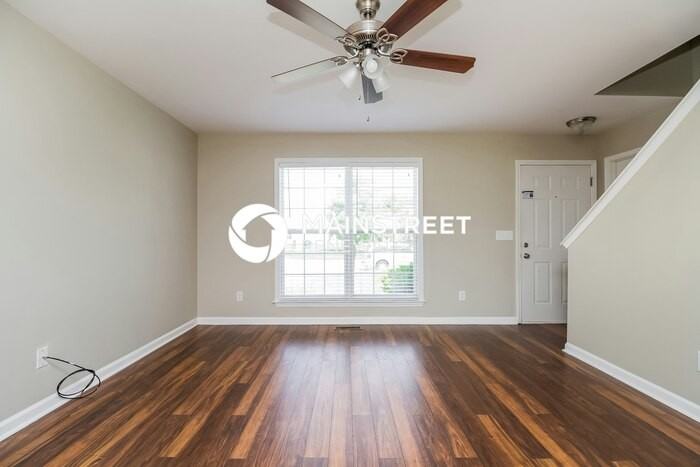1115 Mcdonough Cir - Photo 2 of 17