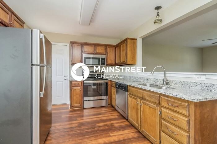 1115 Mcdonough Cir - Photo 5 of 17