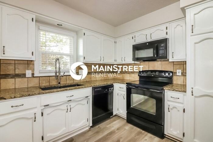210 N Huntsman Blvd - Photo 6 of 18