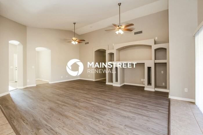 1210 E Rosemonte Dr - Photo 4 of 16