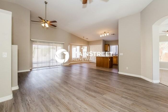 1210 E Rosemonte Dr - Photo 7 of 16