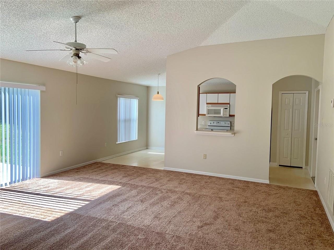 3087 Blaine Cir - Photo 3 of 12