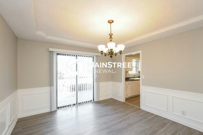 15912 W 153rd St - Photo 7 of 17