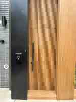 featured image of 379 Huguenot St #2