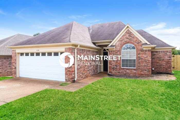 1136 Breezy Valley Dr - Photo 2 of 18